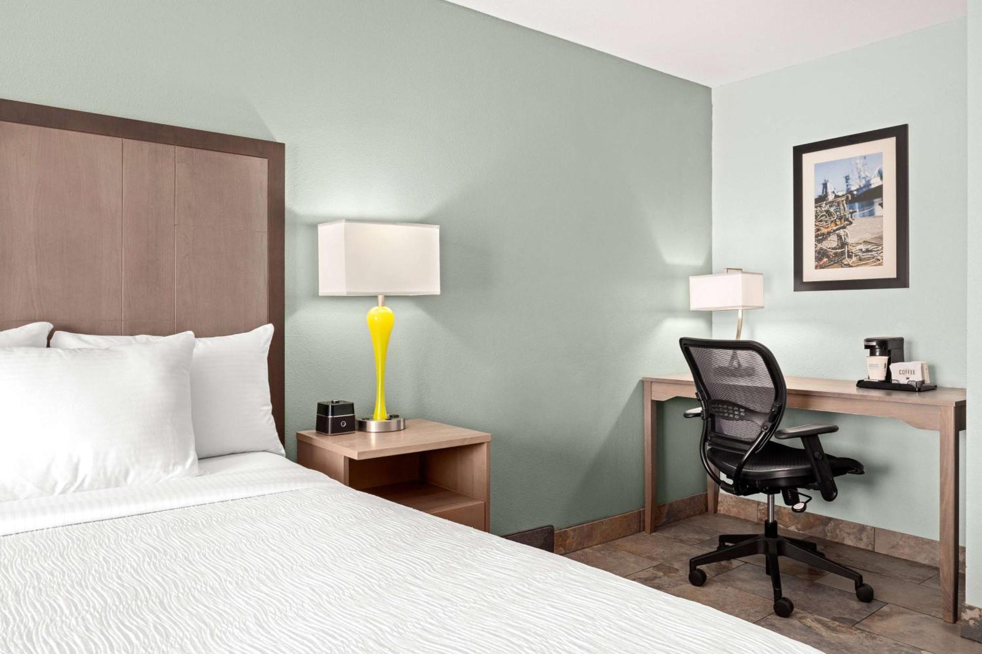 La Quinta By Wyndham Newport Hotell Eksteriør bilde