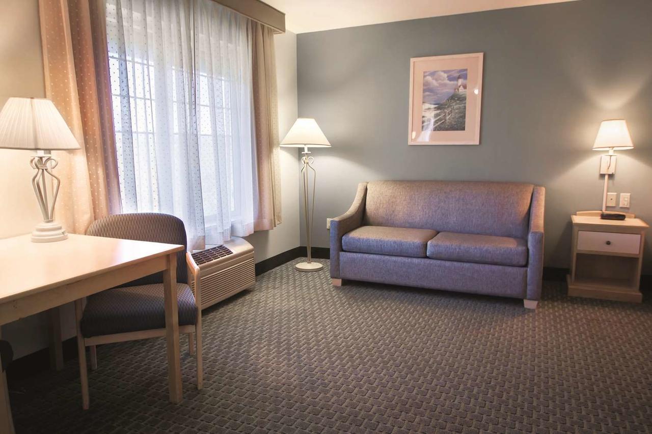 La Quinta By Wyndham Newport Hotell Eksteriør bilde